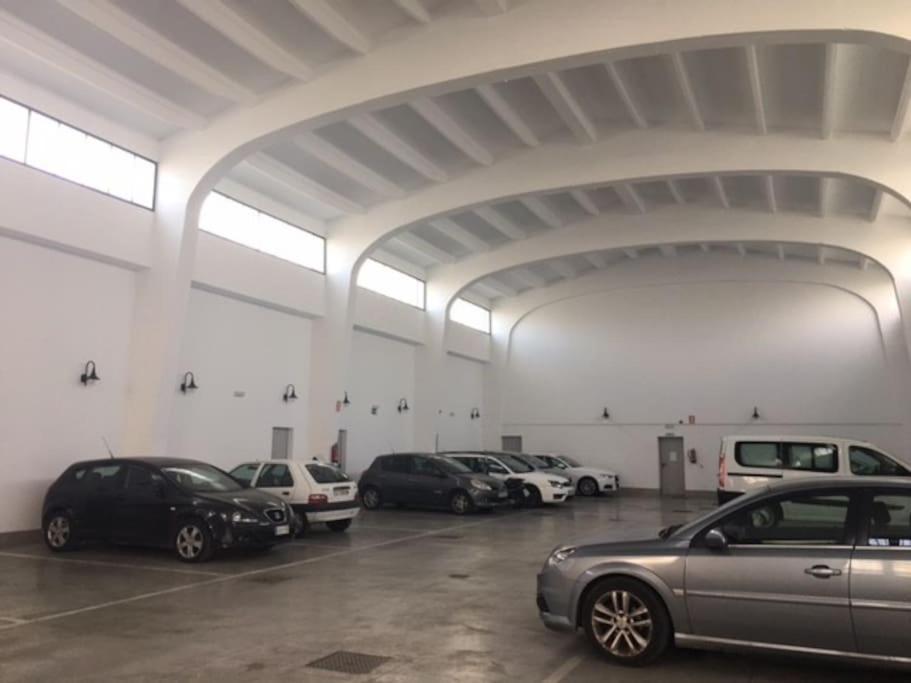 Loft Bodega San Blas Con Porche Y Parking Appartement Jerez de la Frontera Buitenkant foto